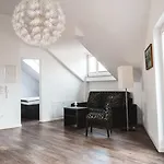 מלון Hotel-restaurant Zur Post