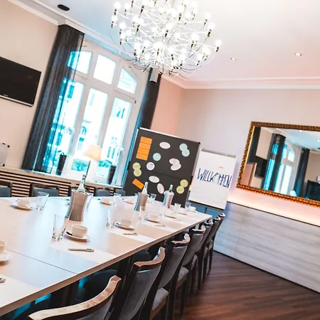 Hotel-restaurant Zur Post Otel Bonn